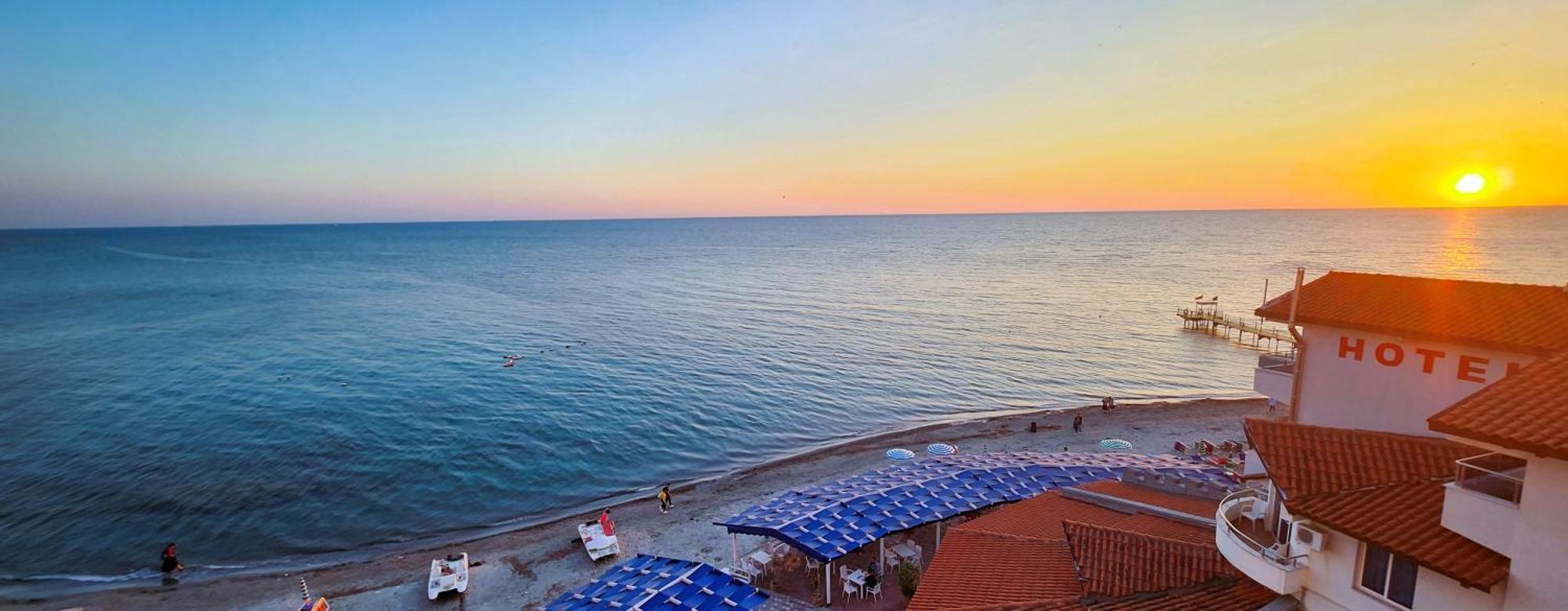 La Dolce Vita Durres Exterior photo
